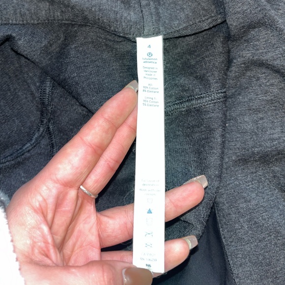 LULULEMON Coast Wrap II - Picture 3 of 4